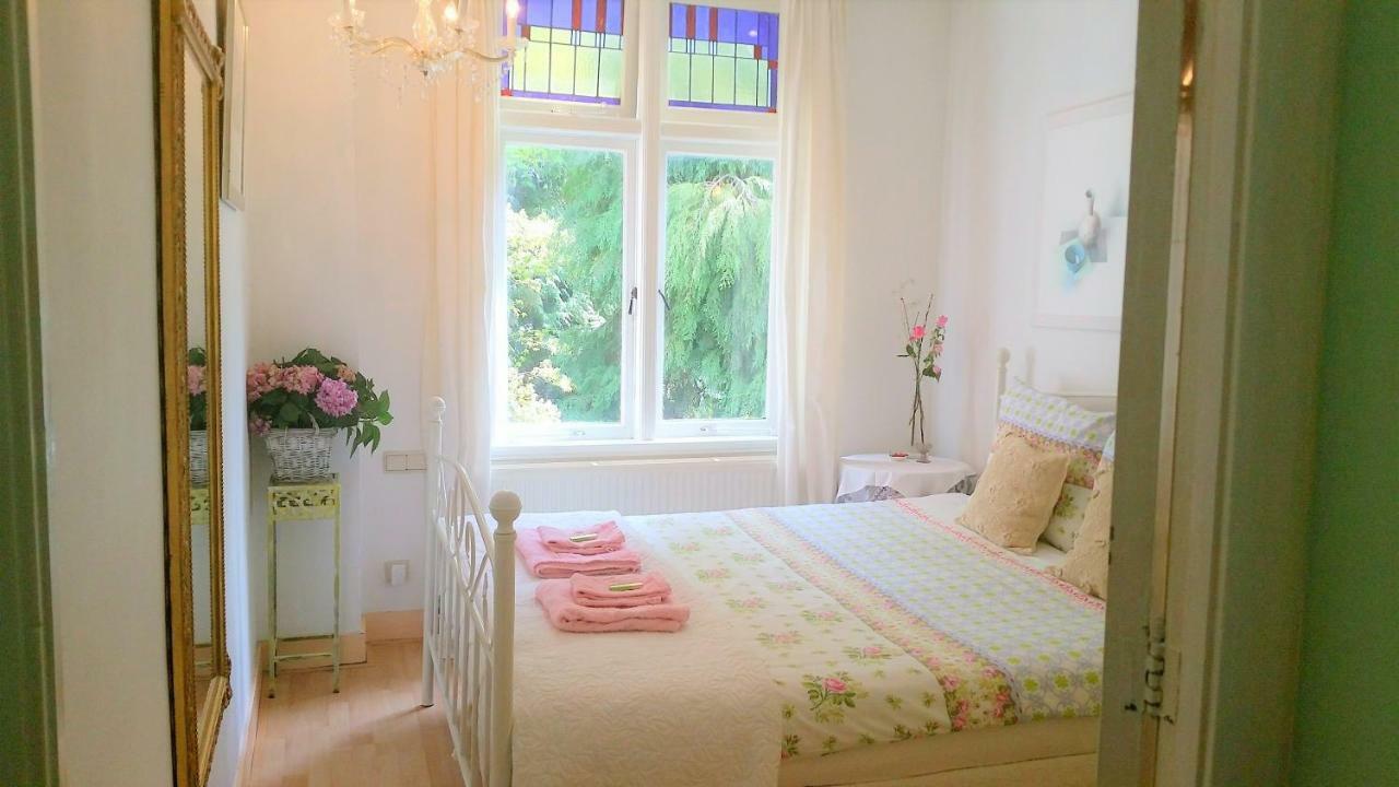 B&B Romantic Rooms Central Haarlem Eksteriør bilde